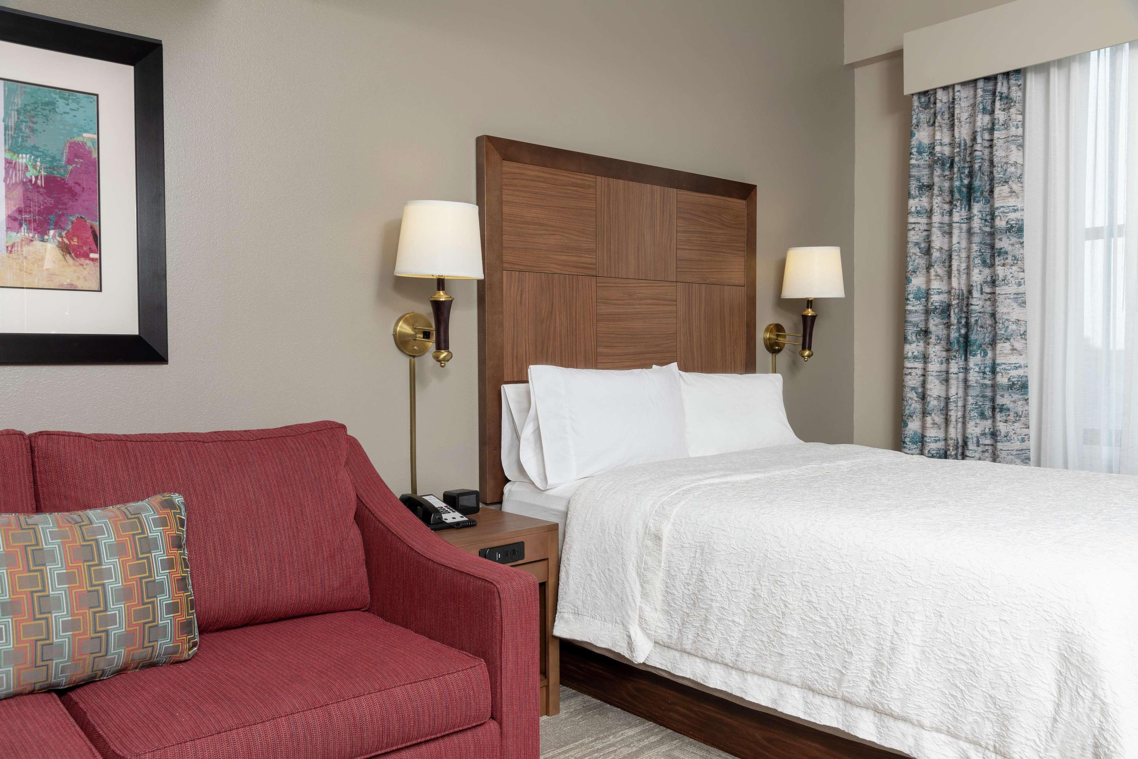 Hampton Inn Indianapolis Downtown Across From Circle Centre Exterior foto