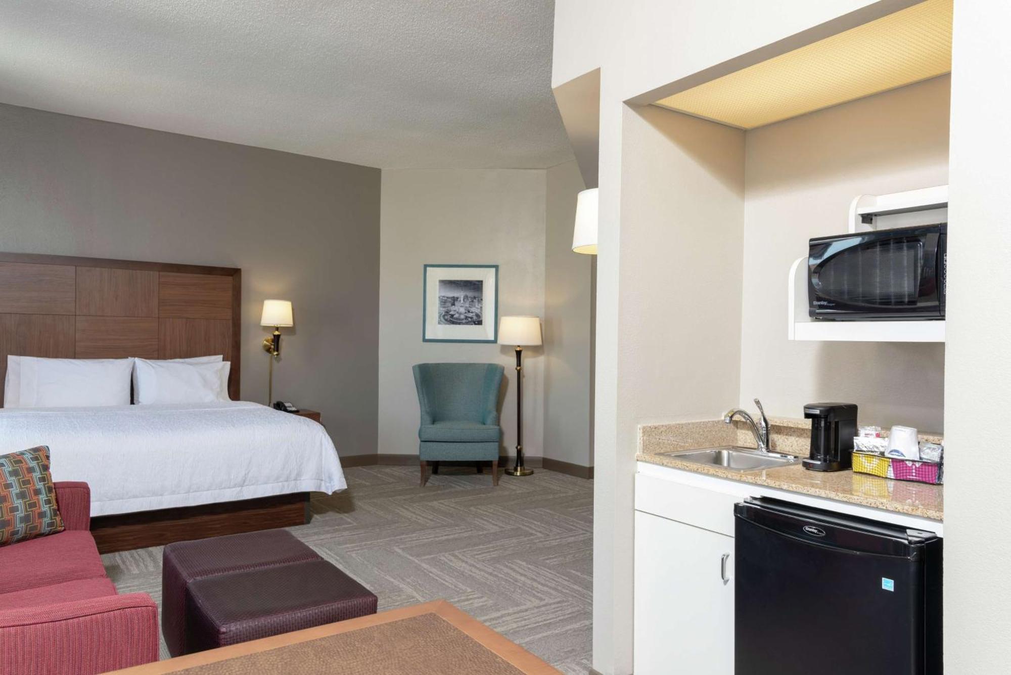Hampton Inn Indianapolis Downtown Across From Circle Centre Exterior foto